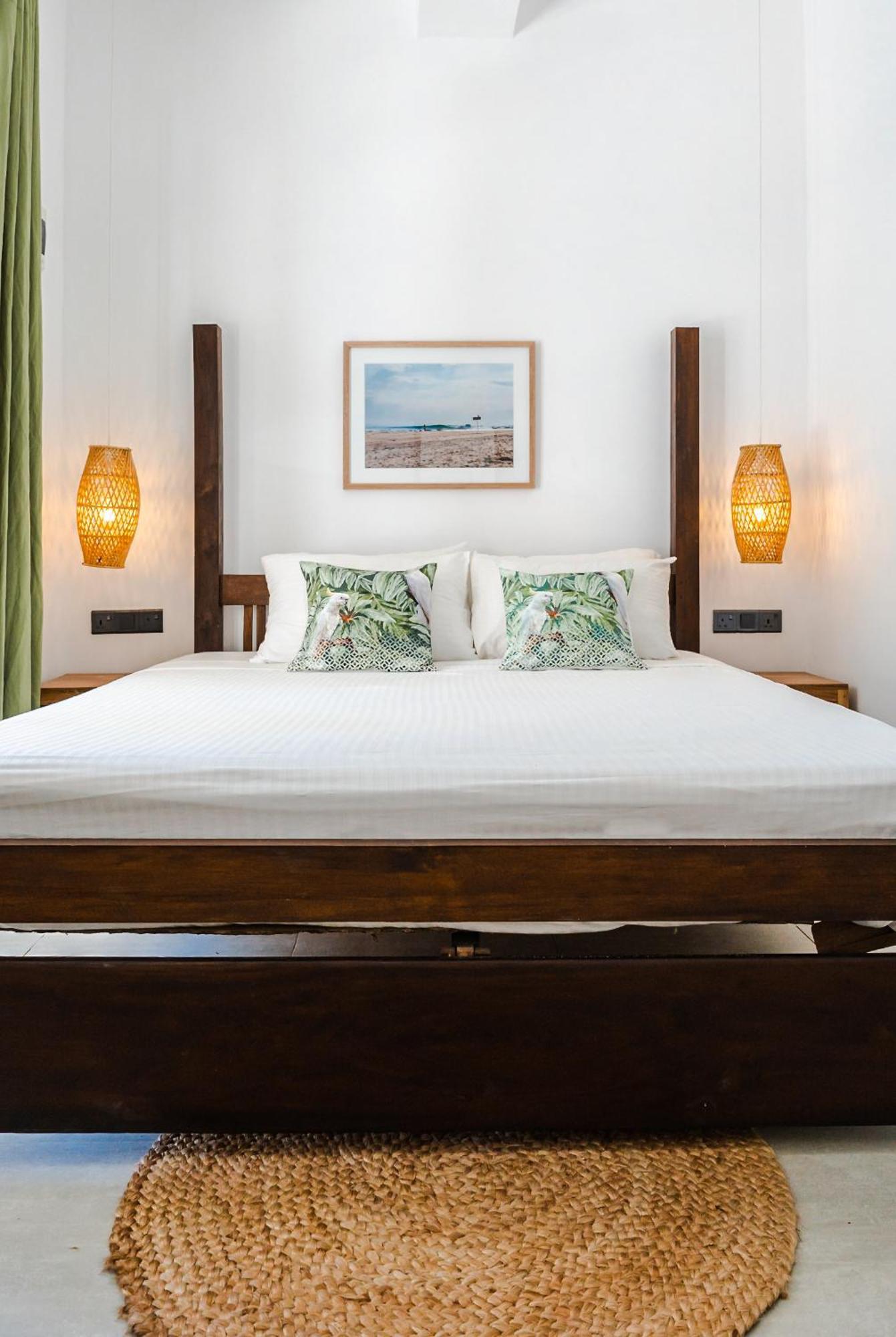 Bed and Breakfast Lucky'S Surf Camp Велигама Экстерьер фото