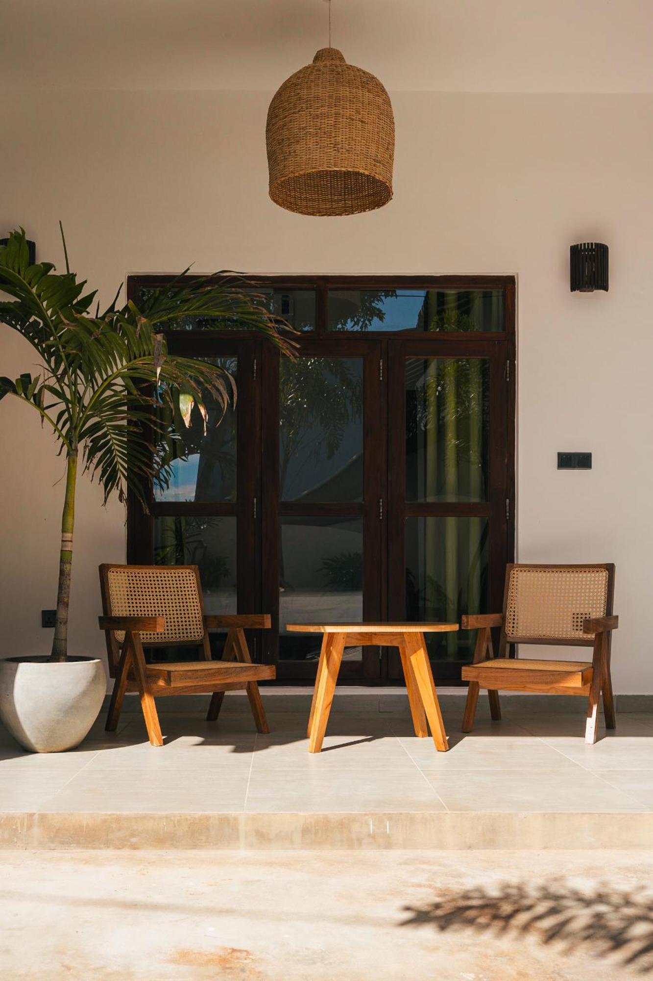 Bed and Breakfast Lucky'S Surf Camp Велигама Экстерьер фото