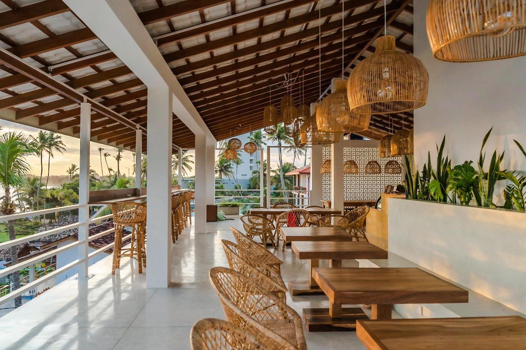 Bed and Breakfast Lucky'S Surf Camp Велигама Экстерьер фото