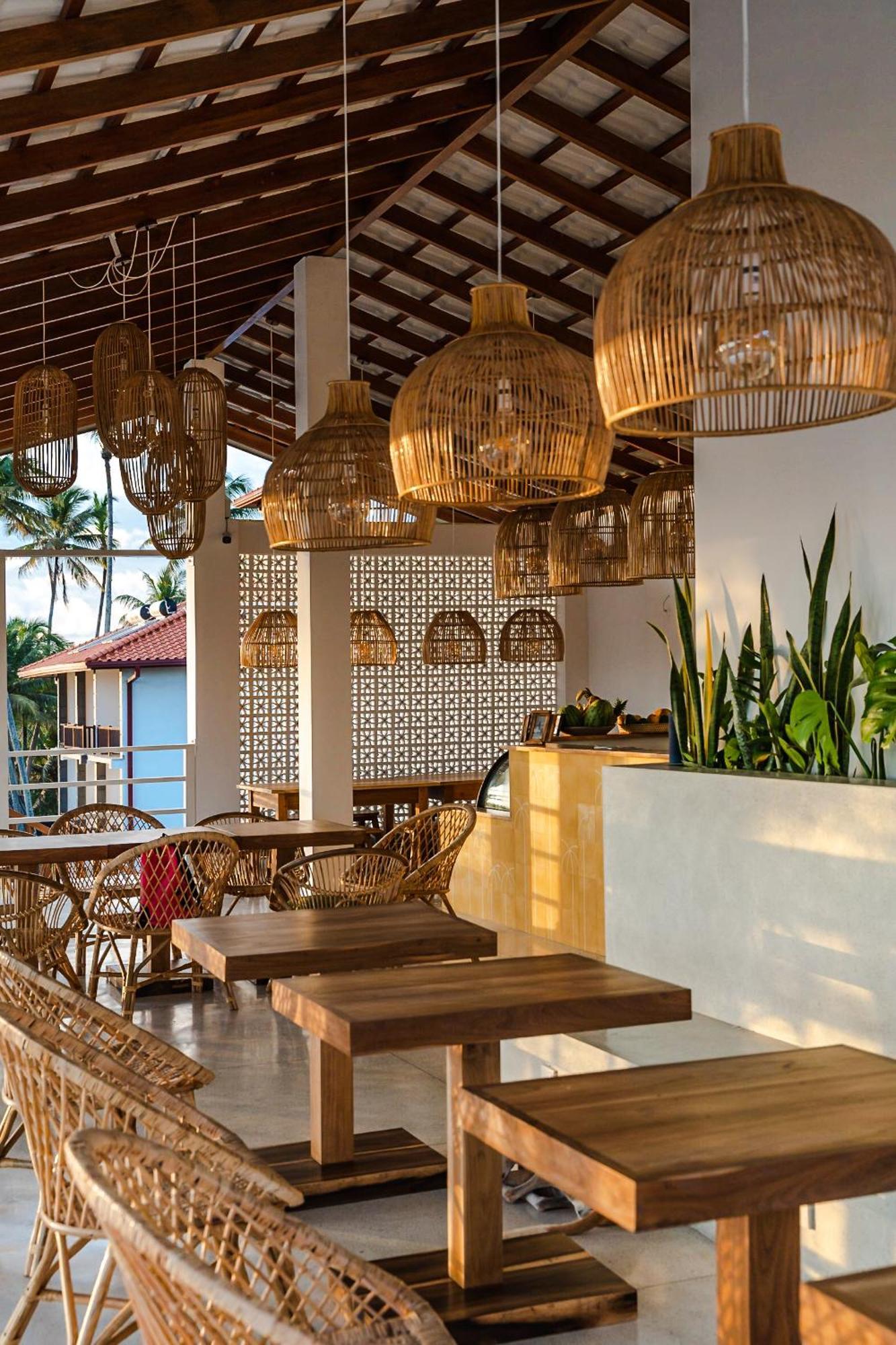 Bed and Breakfast Lucky'S Surf Camp Велигама Экстерьер фото